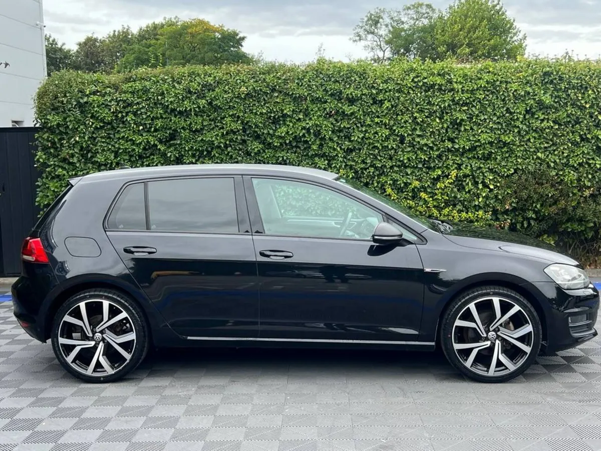 Volkswagen Golf R-LINE PACK 1.2 TSI AUTO // FULL S - Image 2