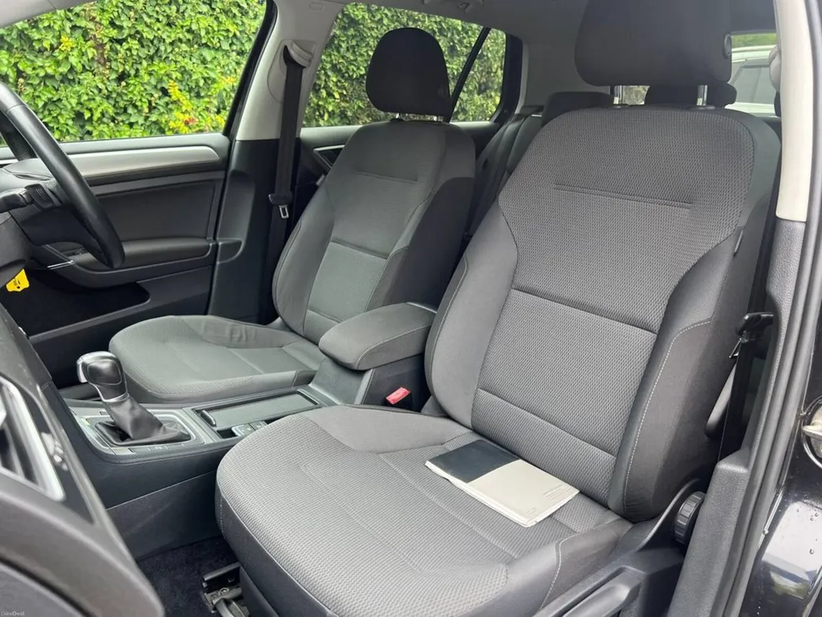 Volkswagen Golf R-LINE PACK 1.2 TSI AUTO // FULL S - Image 6