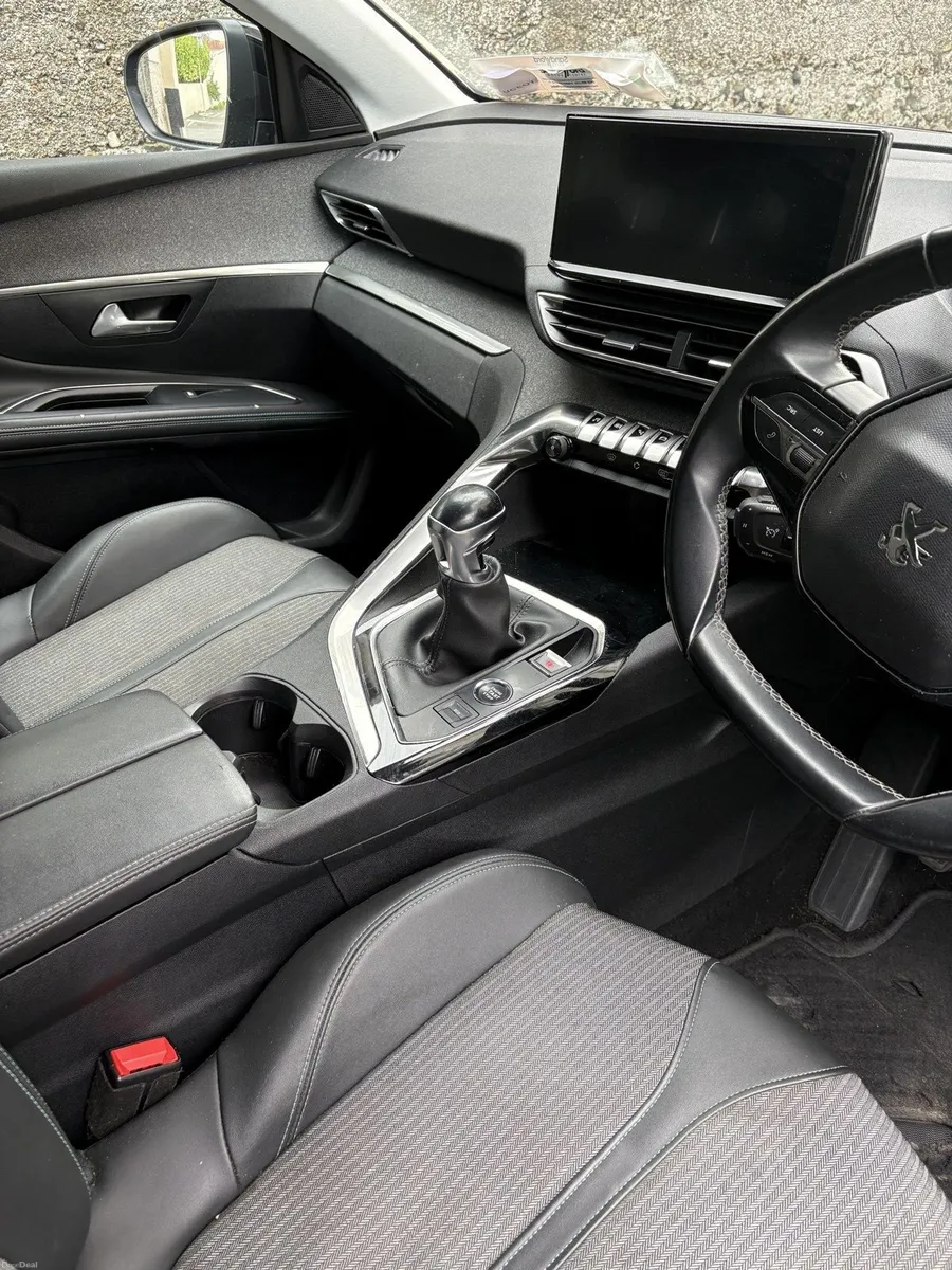 Peugeot 5008 1.2 Petrol 7 Seater, NCT, new engine - Image 6