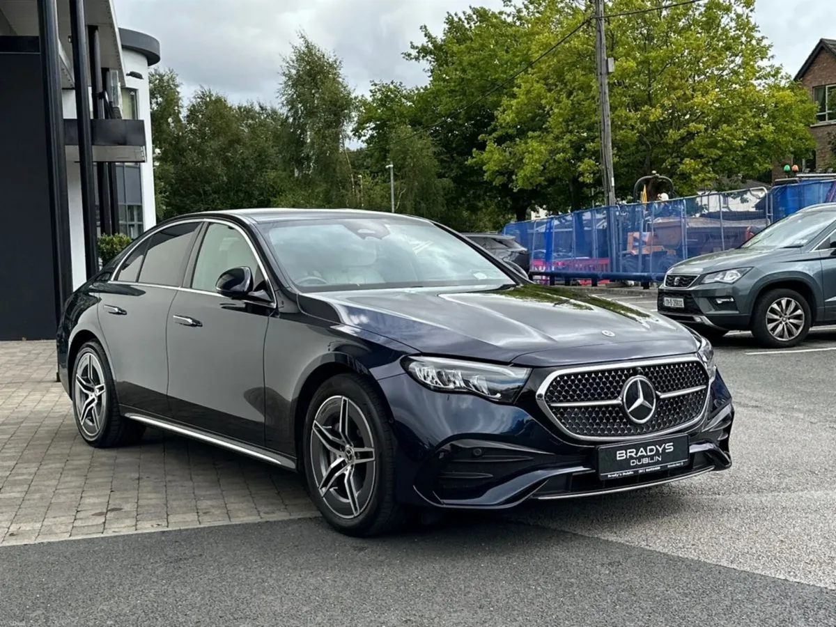 Mercedes-Benz E-Class E 300e AMG Line Plus- 1 Owne - Image 3