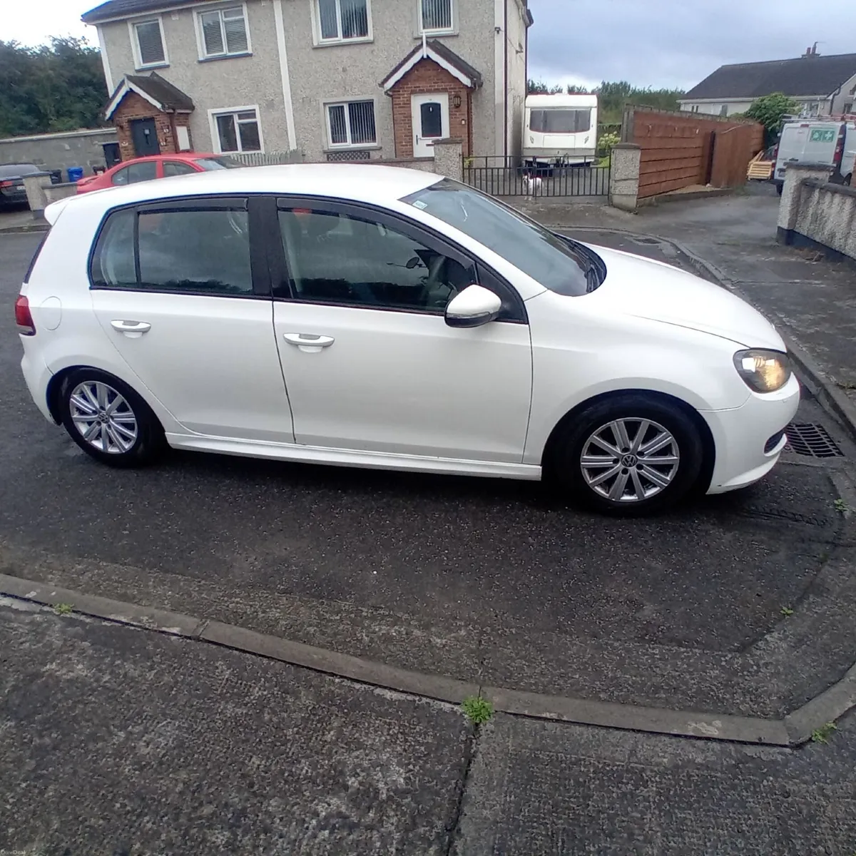 Volkswagen Golf 2012 - Image 1