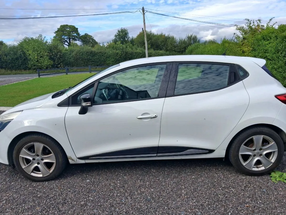 161 Renault Clio DYNAMIQUE NAV 1.2 PETROL - Image 5