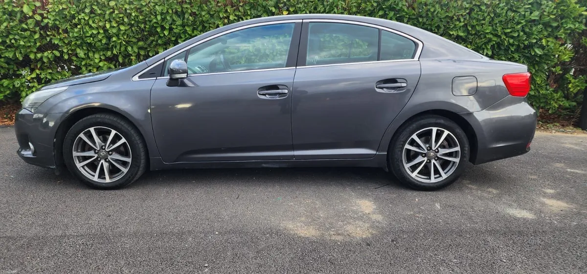 TOYOTA AVENSIS LAUNA LOTS OF SPECK ❤️ - Image 5