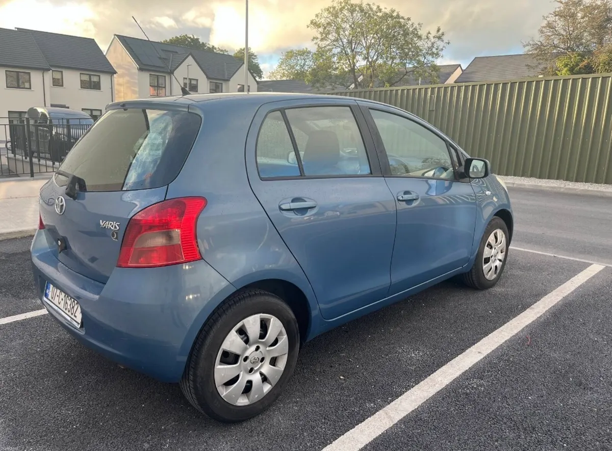 2007 Toyota Yaris - Image 4