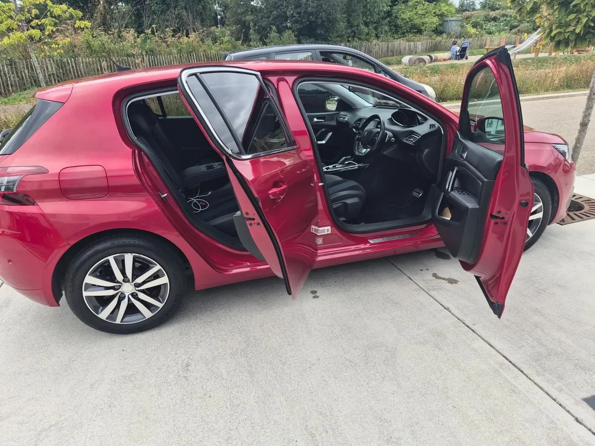 Peugeot 308 2019 - Image 3