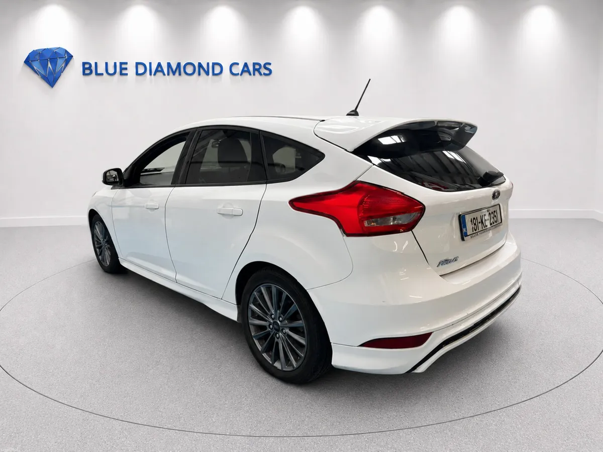 FOCUS ST LINE  ONLY 102,000 KM - Image 4
