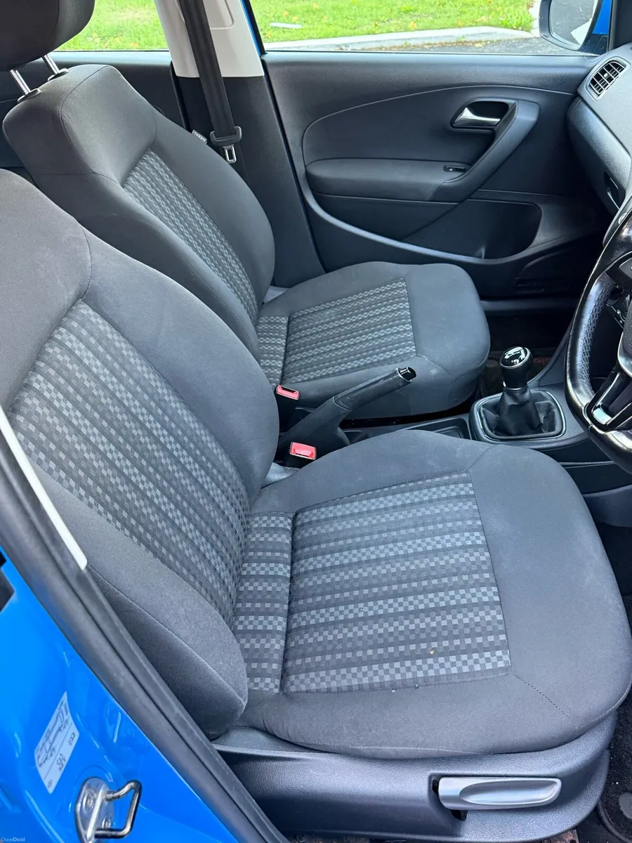 Volkswagen polo blue motion - Image 6