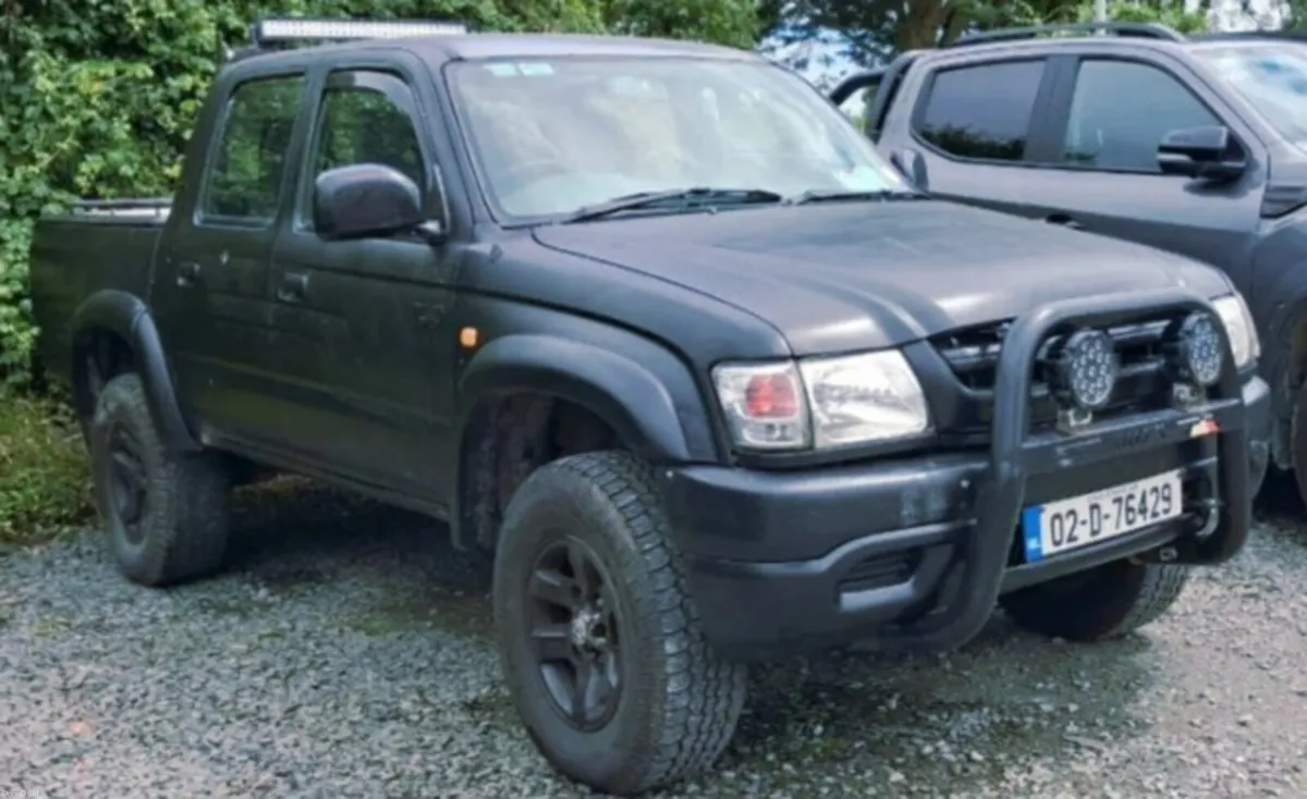 Toyota Hilux - Image 3
