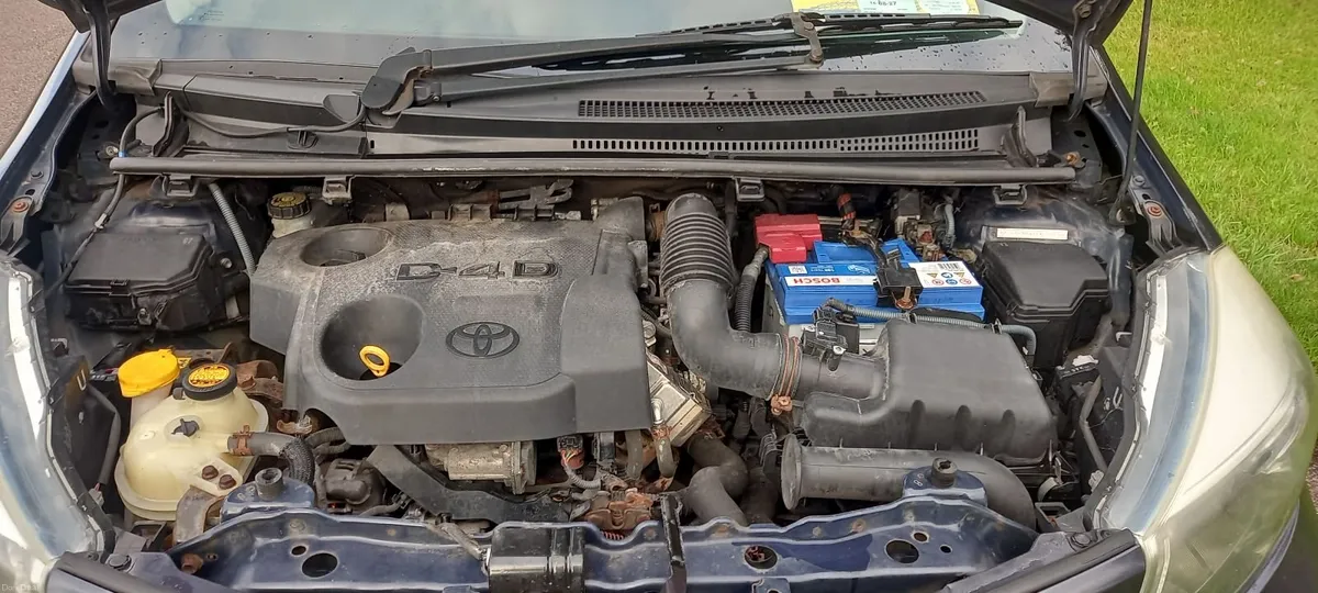 Toyota Yaris 2014 - Image 5