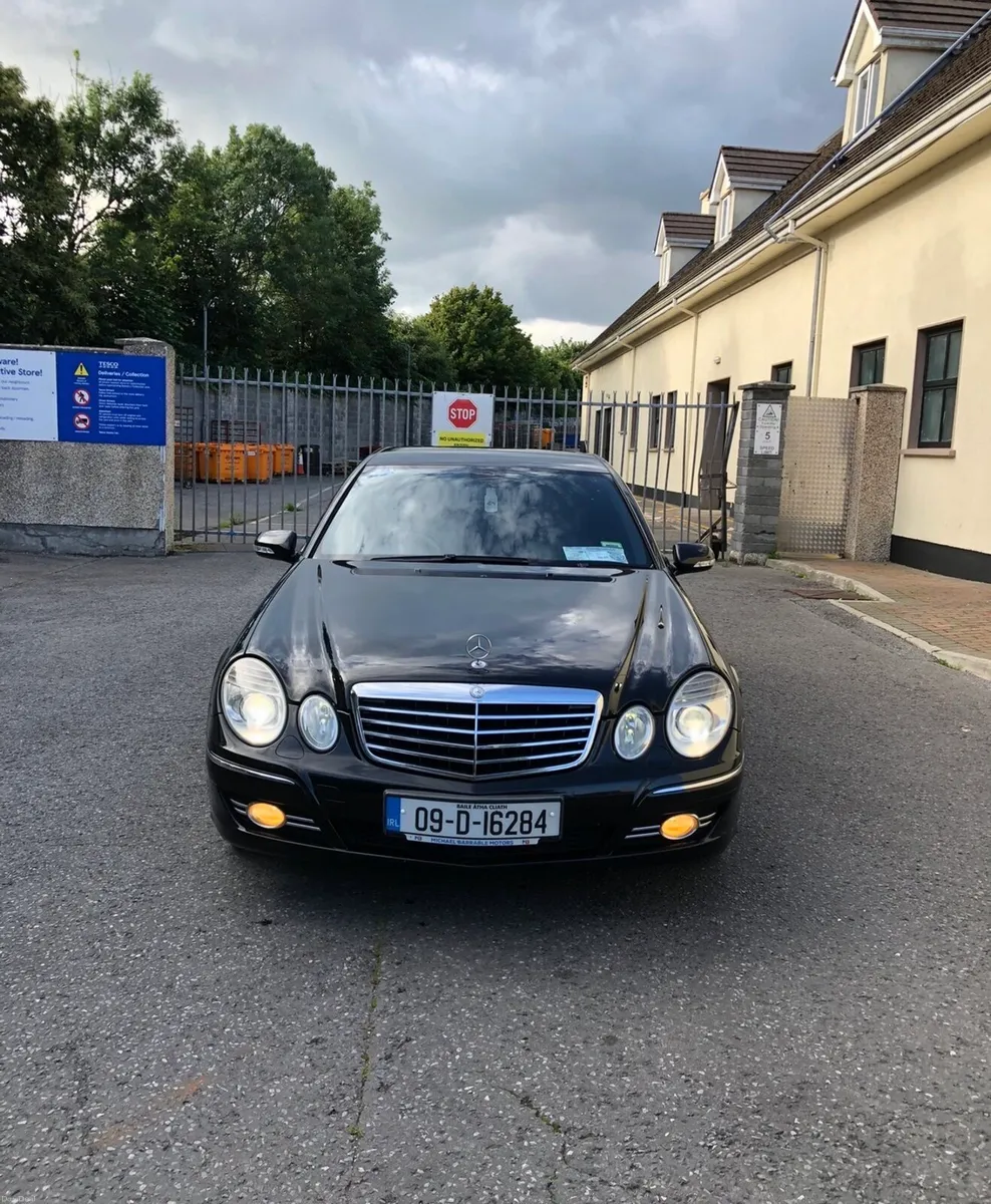 Mercedes Benz w211 e220 cdi nct 09/27 - Image 2