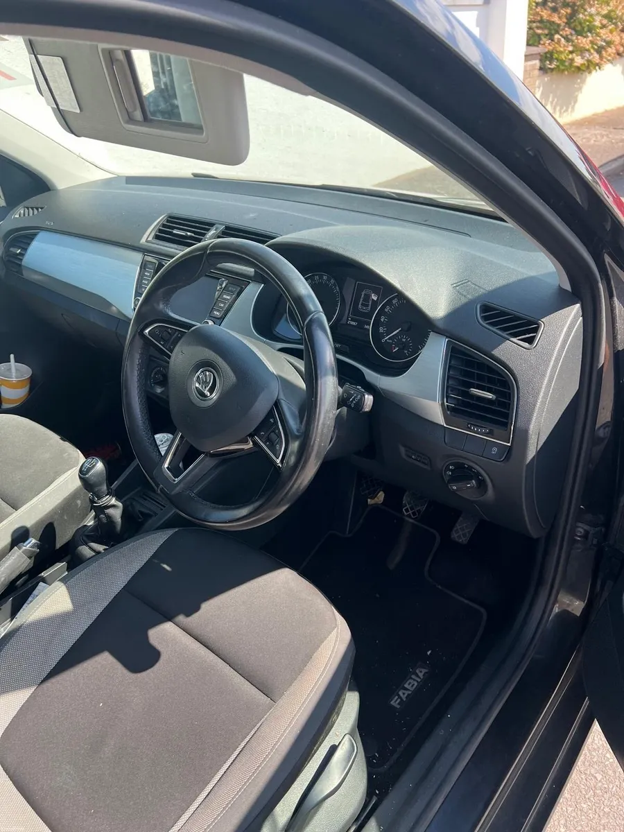 Skoda fabia - Image 2
