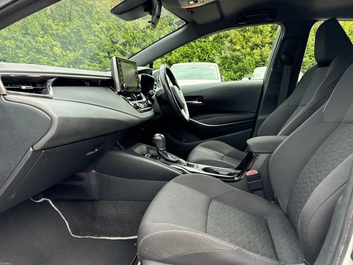 Toyota Corolla HYBRID LUNA H/B - GRANDONS - Image 6