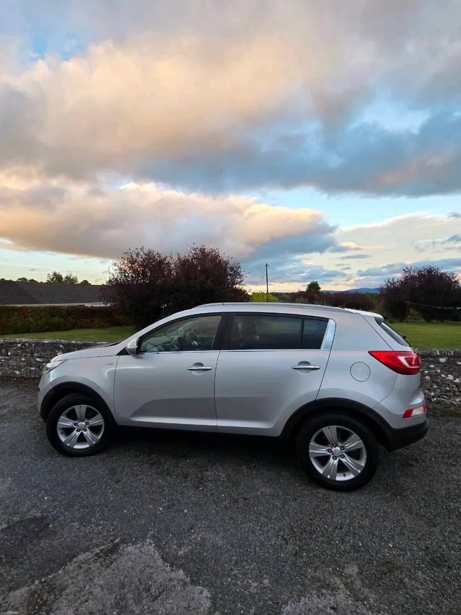 2013 Kia Sportage 4x4 new nct 10/27 taxed 6/27 - Image 4