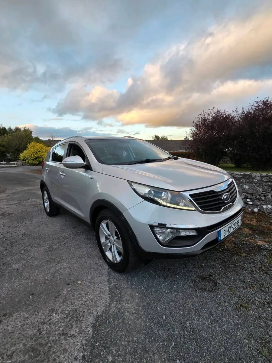2013 Kia Sportage 4x4 new nct 10/27 taxed 6/27 - Image 1