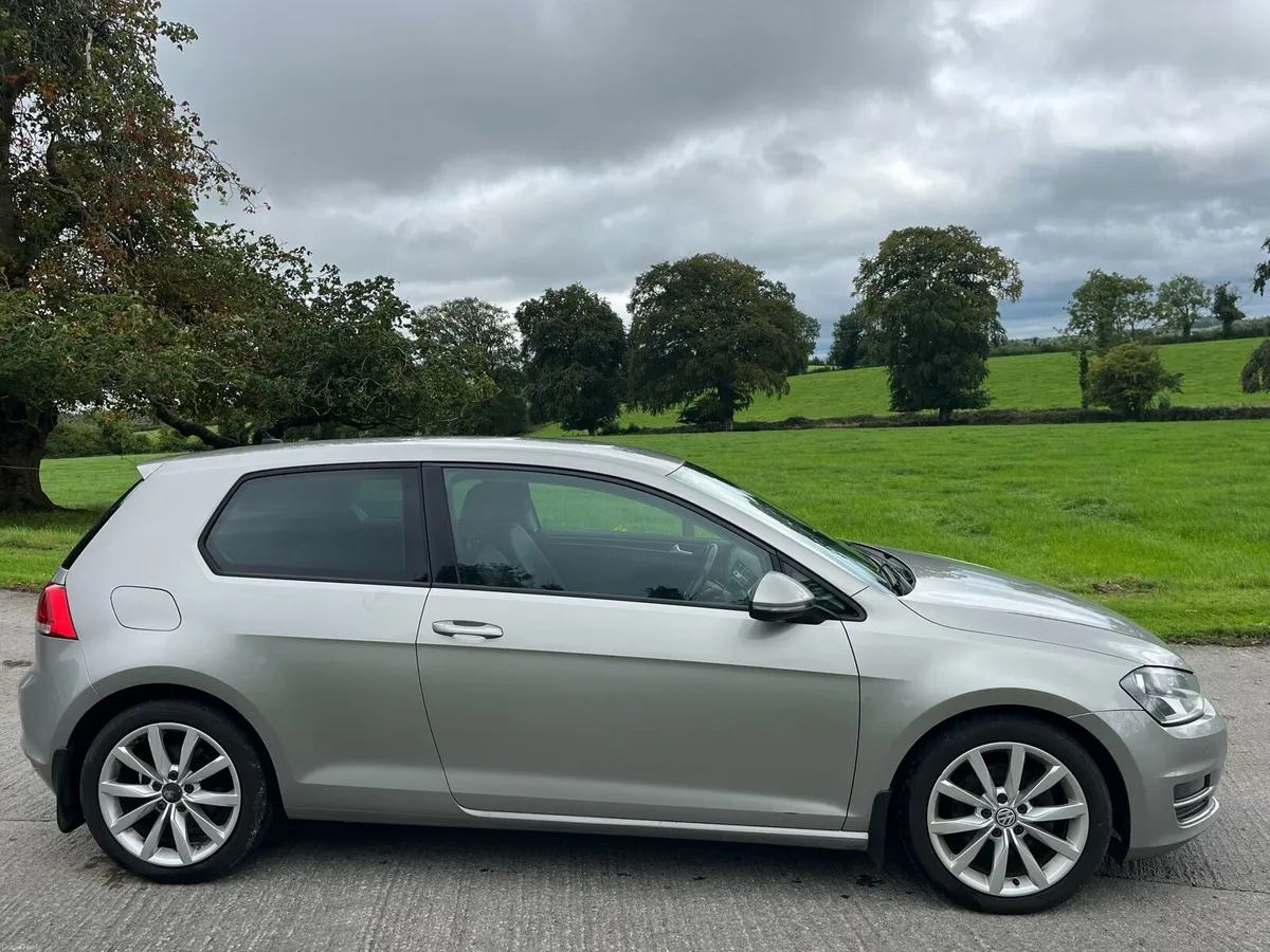 VW Golf 3dr automatic 2015 - Image 2
