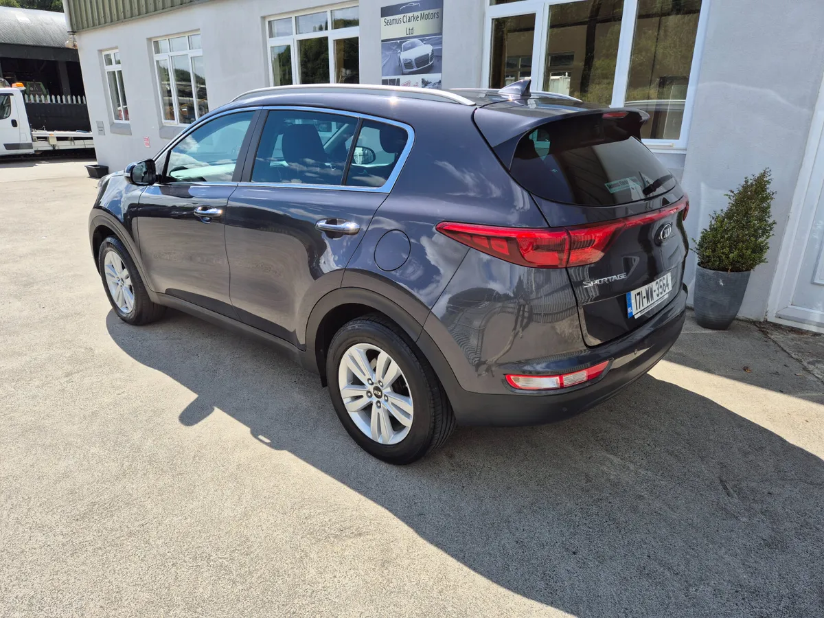 Kia Sportage 2017 1.7 Crdi - Image 2