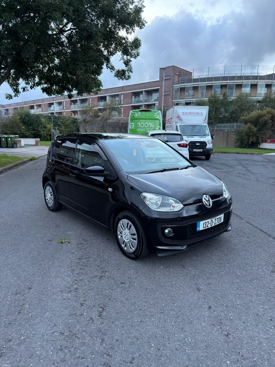 2013 Volkswagen Up! Automatic - Image 2