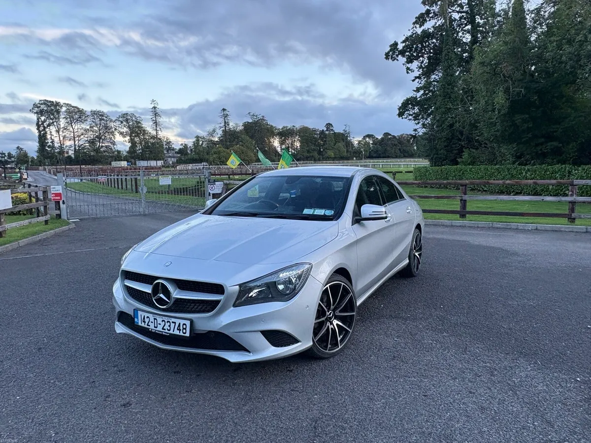 142 Mercedes Cla 220D - Image 1
