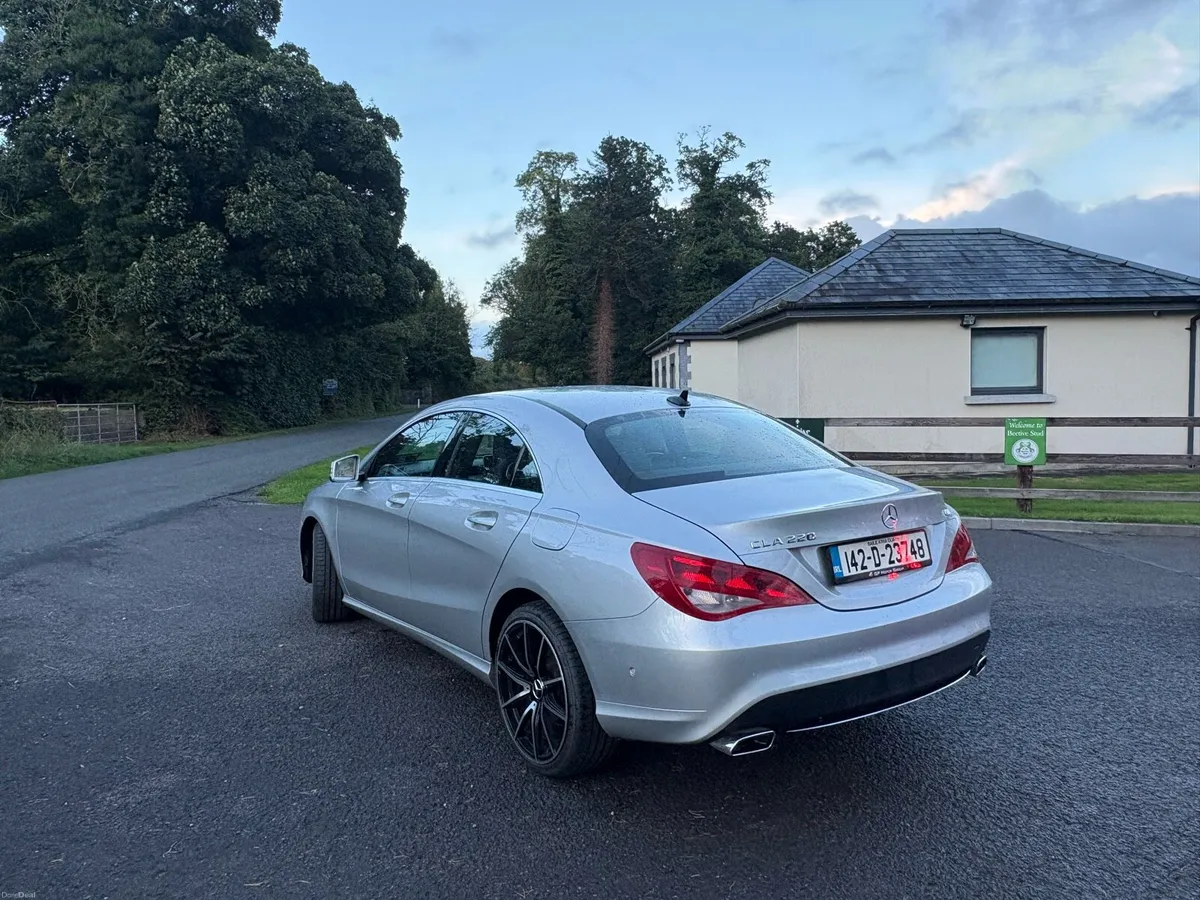 142 Mercedes Cla 220D - Image 4