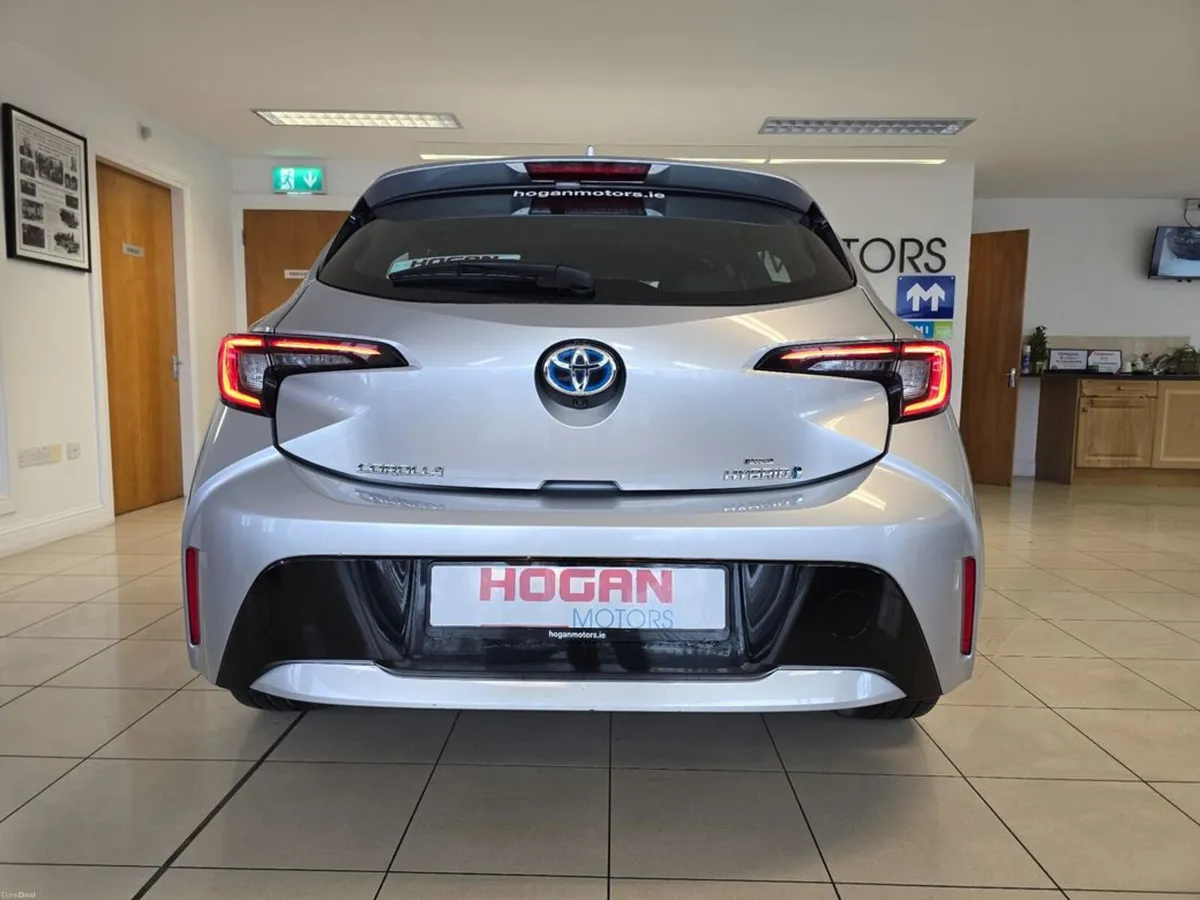 Toyota Corolla Hybrid Luna H/B Automatic - Image 5