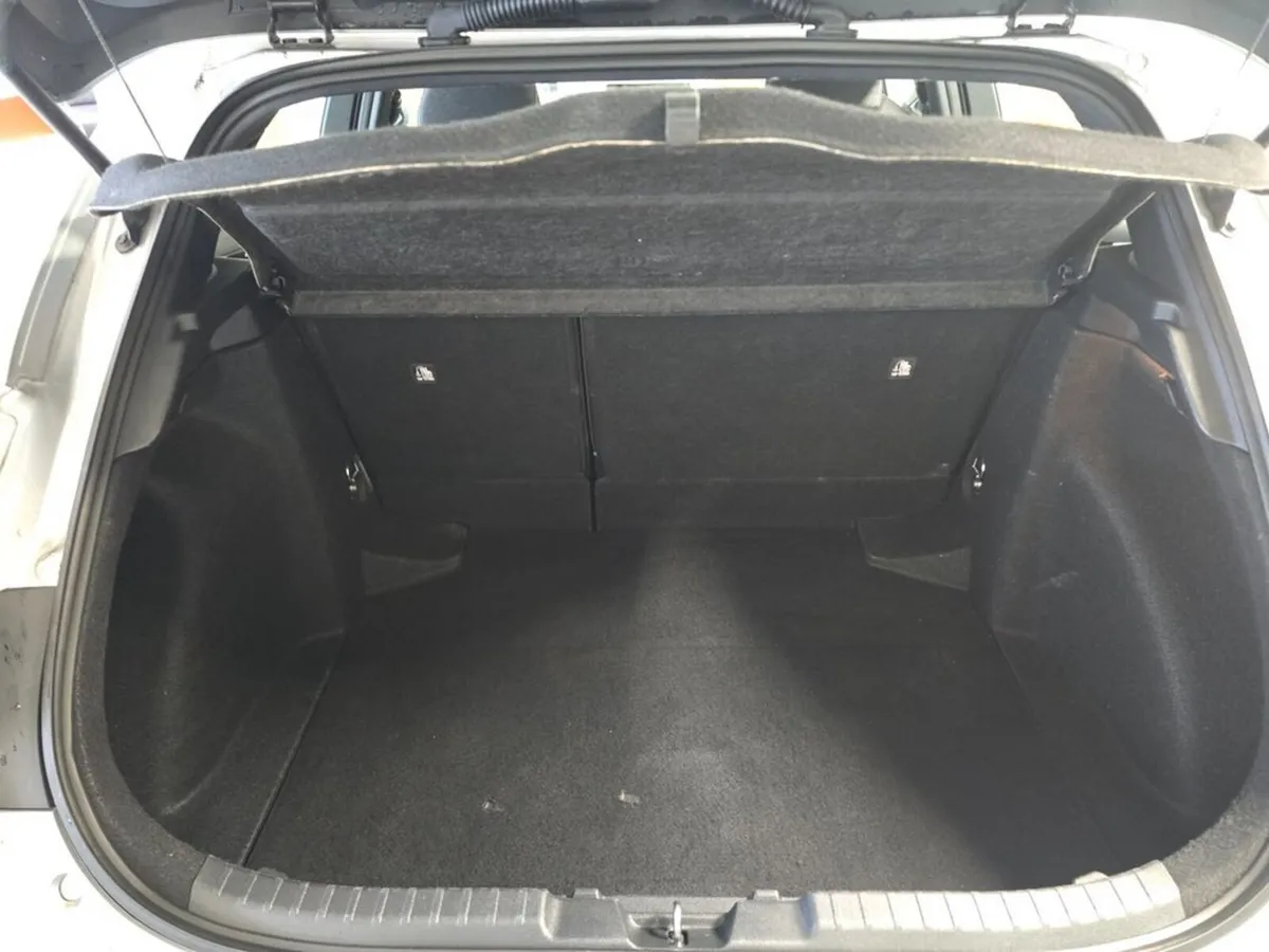 Toyota Corolla Hybrid Luna H/B Automatic - Image 6