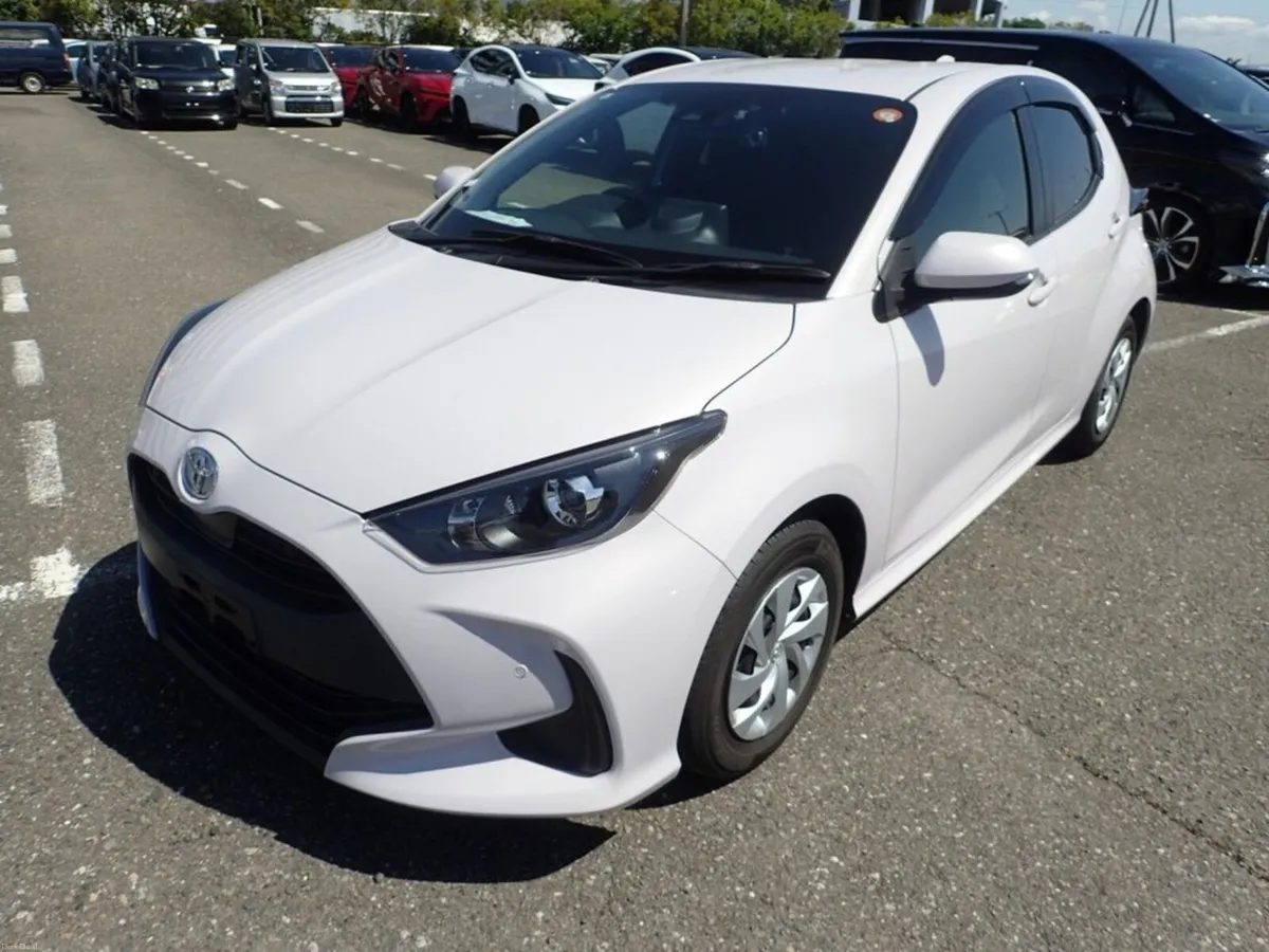 Toyota Yaris 1, 0 Edition Automatic 5Dr H/B - Image 3