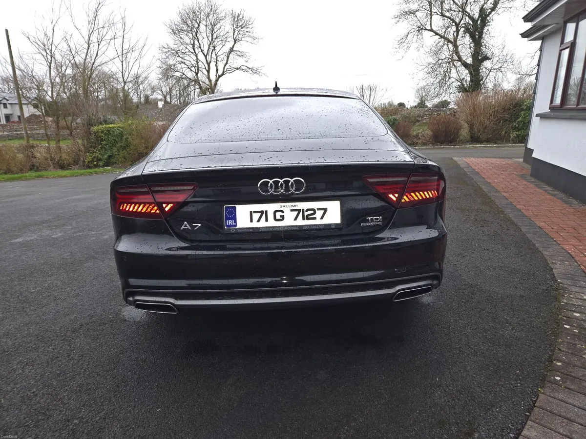 Audi A7 2017 sline Low mileage - Image 4