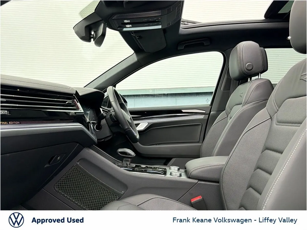 Volkswagen Touareg FINAL EDITION 3.0 TSI PHEV 462H - Image 4