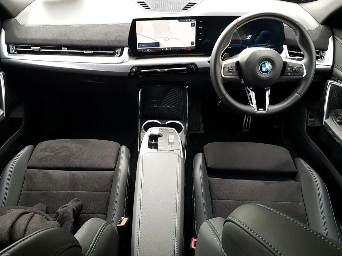 BMW iX2 eDrive20 M Sport - Image 4