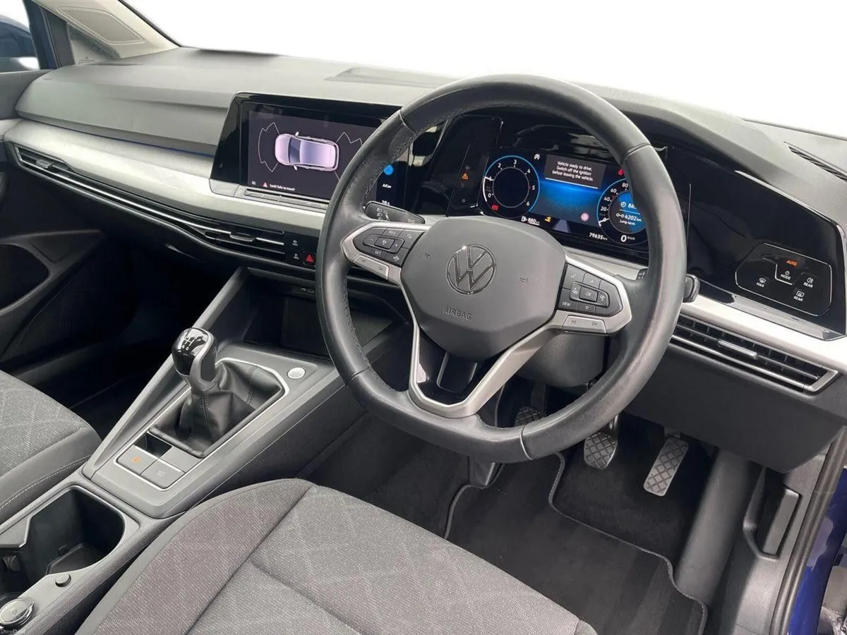 Volkswagen Golf 2.0 TDI 115HP Life - Image 6