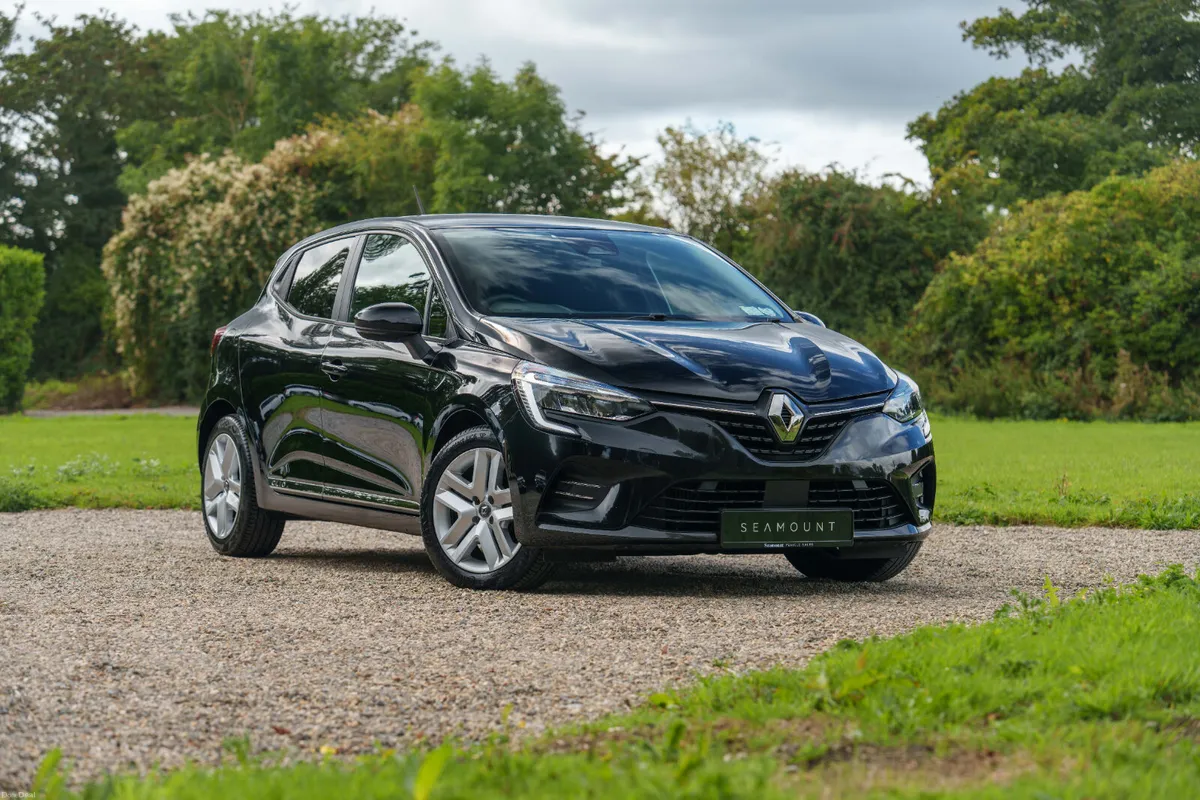 2020 Renault Clio - Only 80,000km - Image 1