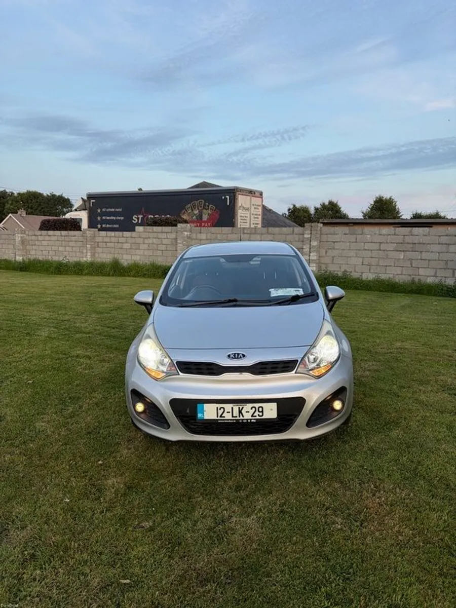 2012 Kia Rio - Image 2