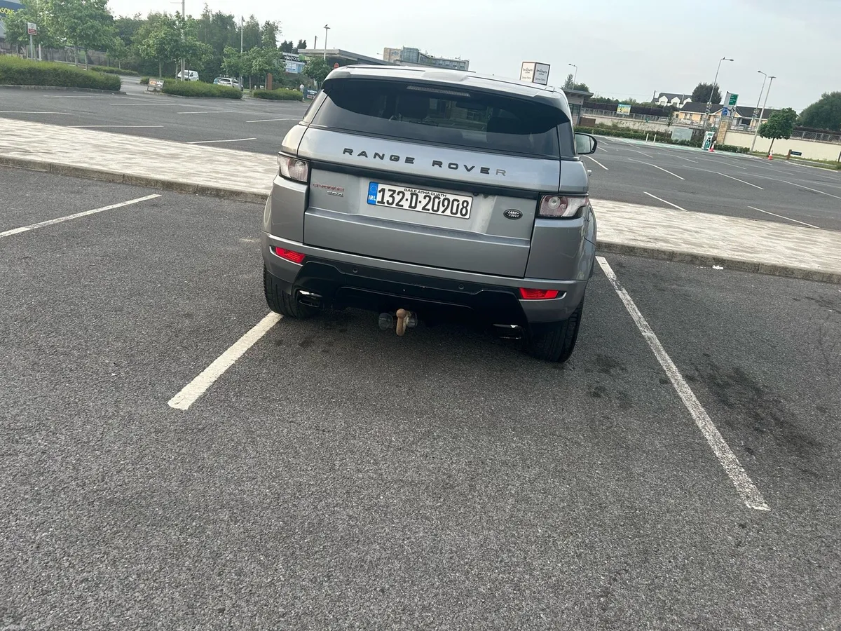 Range Rover Evoque 2.2 Dynamic Lux - Image 4