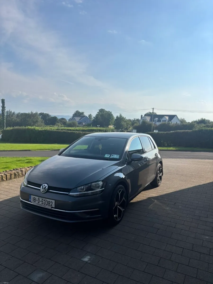 Volkswagen Golf - Image 2