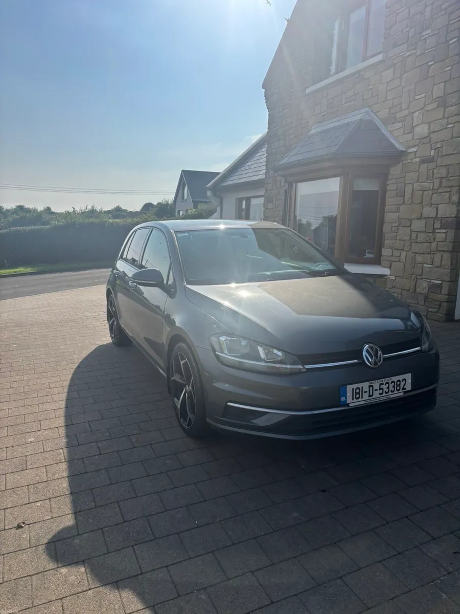 Volkswagen Golf - Image 4