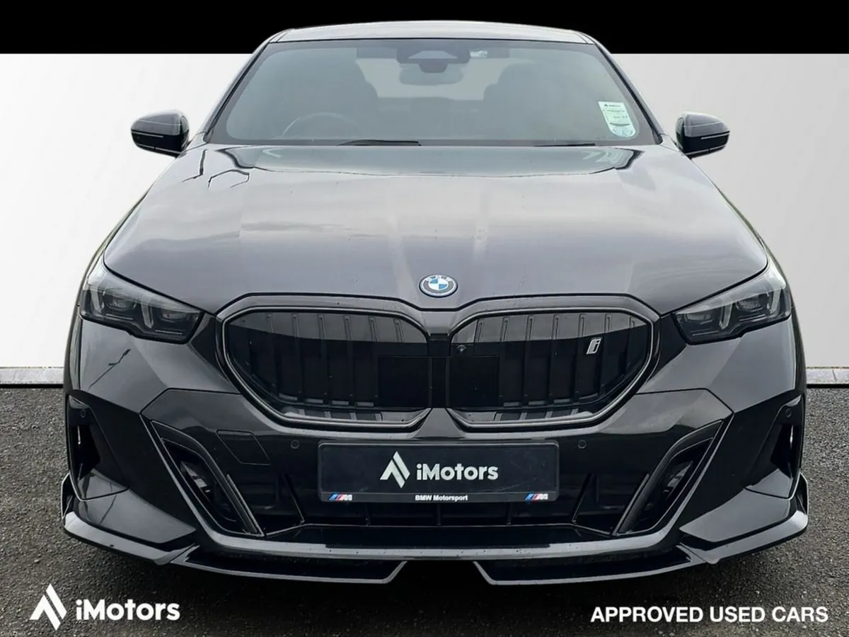 BMW i5 G60 Edrive40 M Sport PRO - Image 4