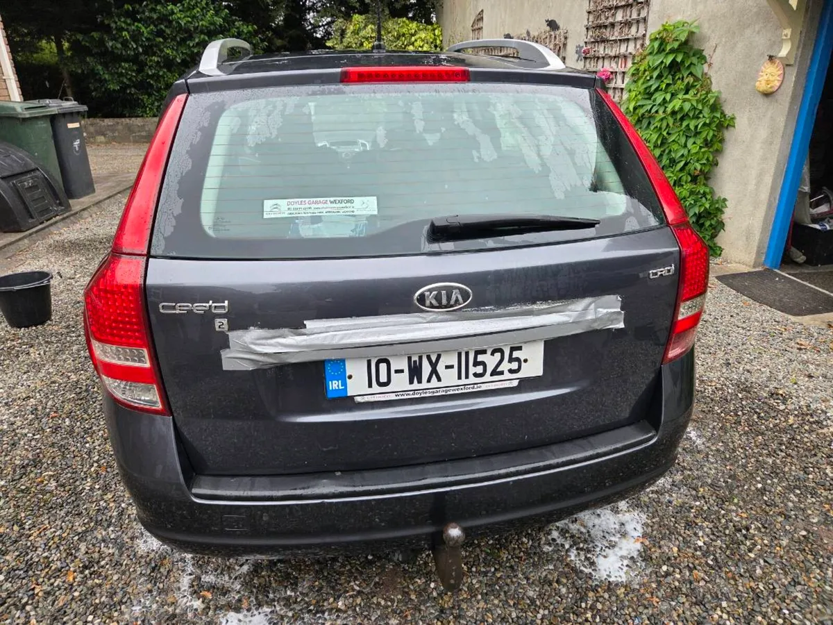 Kia Ceed Estate - Image 6