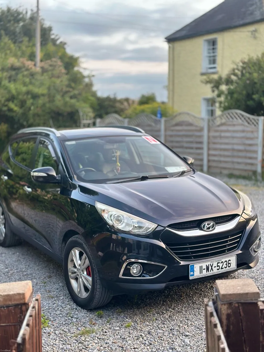 2011 Hyundai ix35 | Economical SUV | Sunroof - Image 2