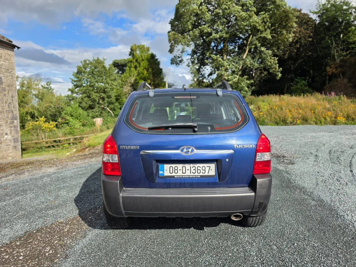 Hyundai Tucson  2 litre petrol - Image 6
