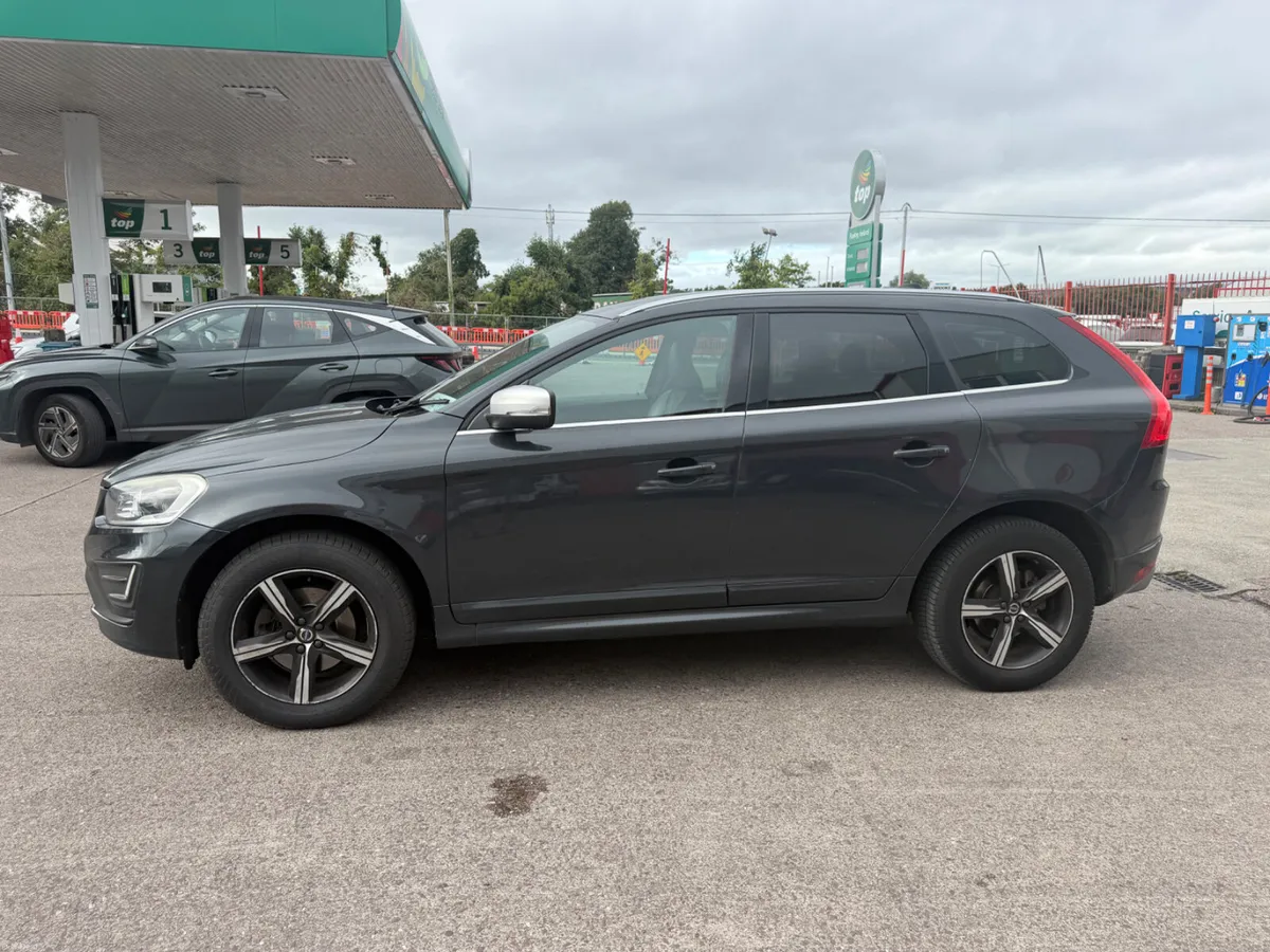 2016 Volvo XC60 - Image 4