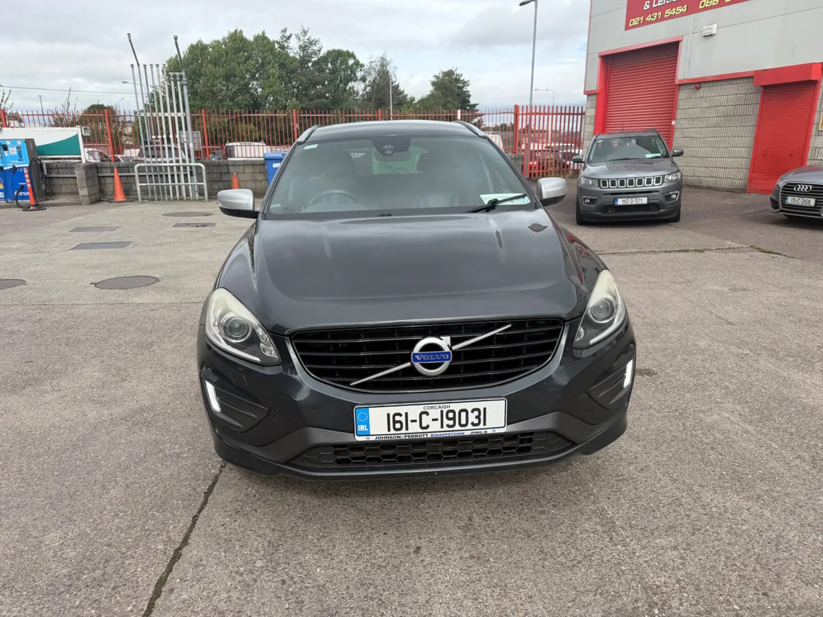 2016 Volvo XC60 - Image 2