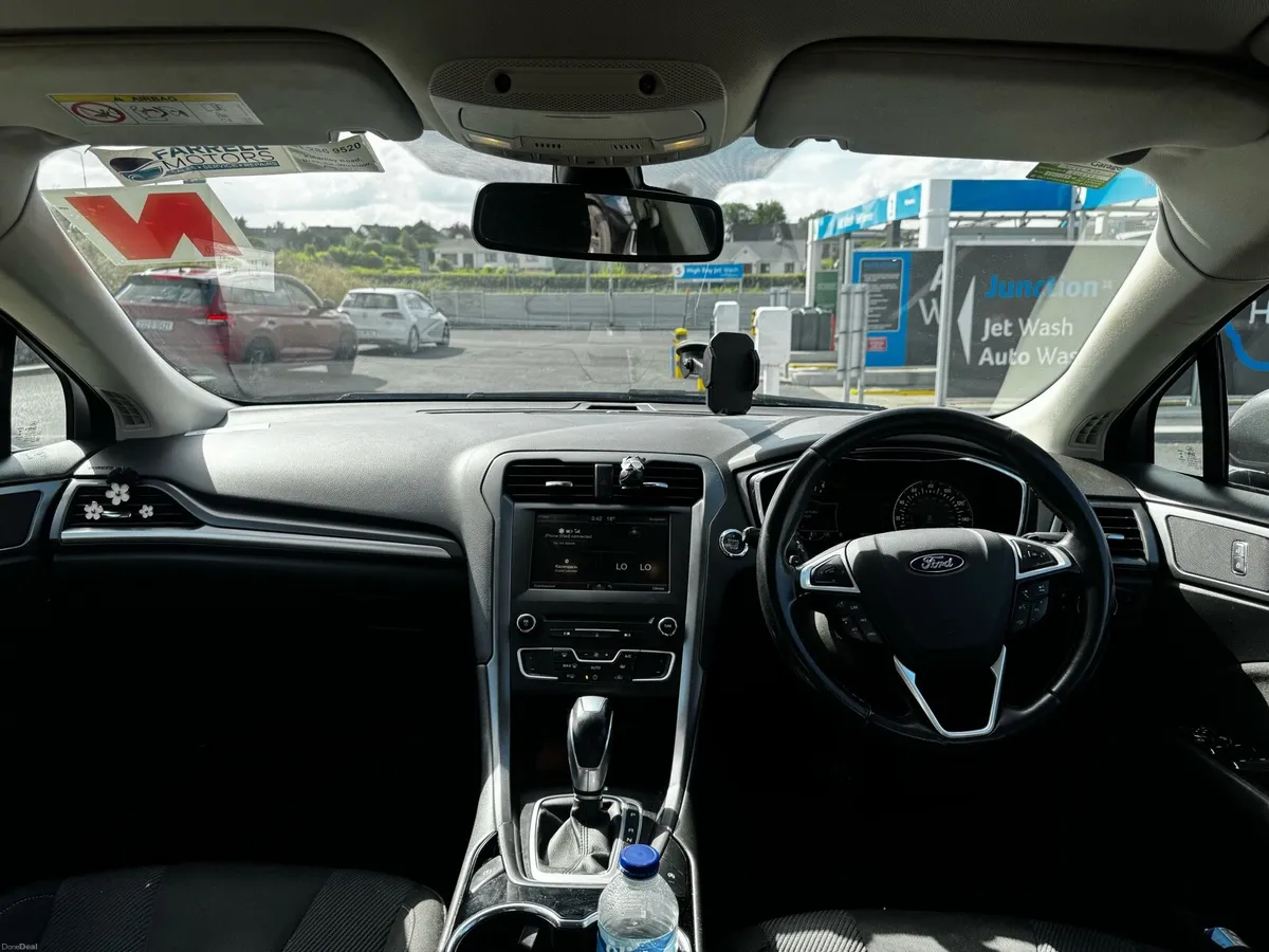 151 Ford Mondeo Titanium - Image 6