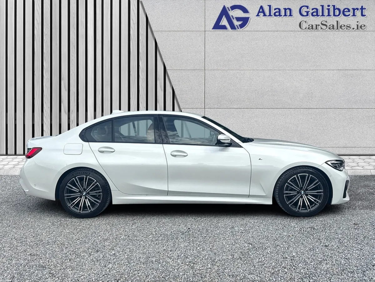 BMW 3-Series 320I M SPORT AUTO HARMAN KARDON & SUN - Image 3