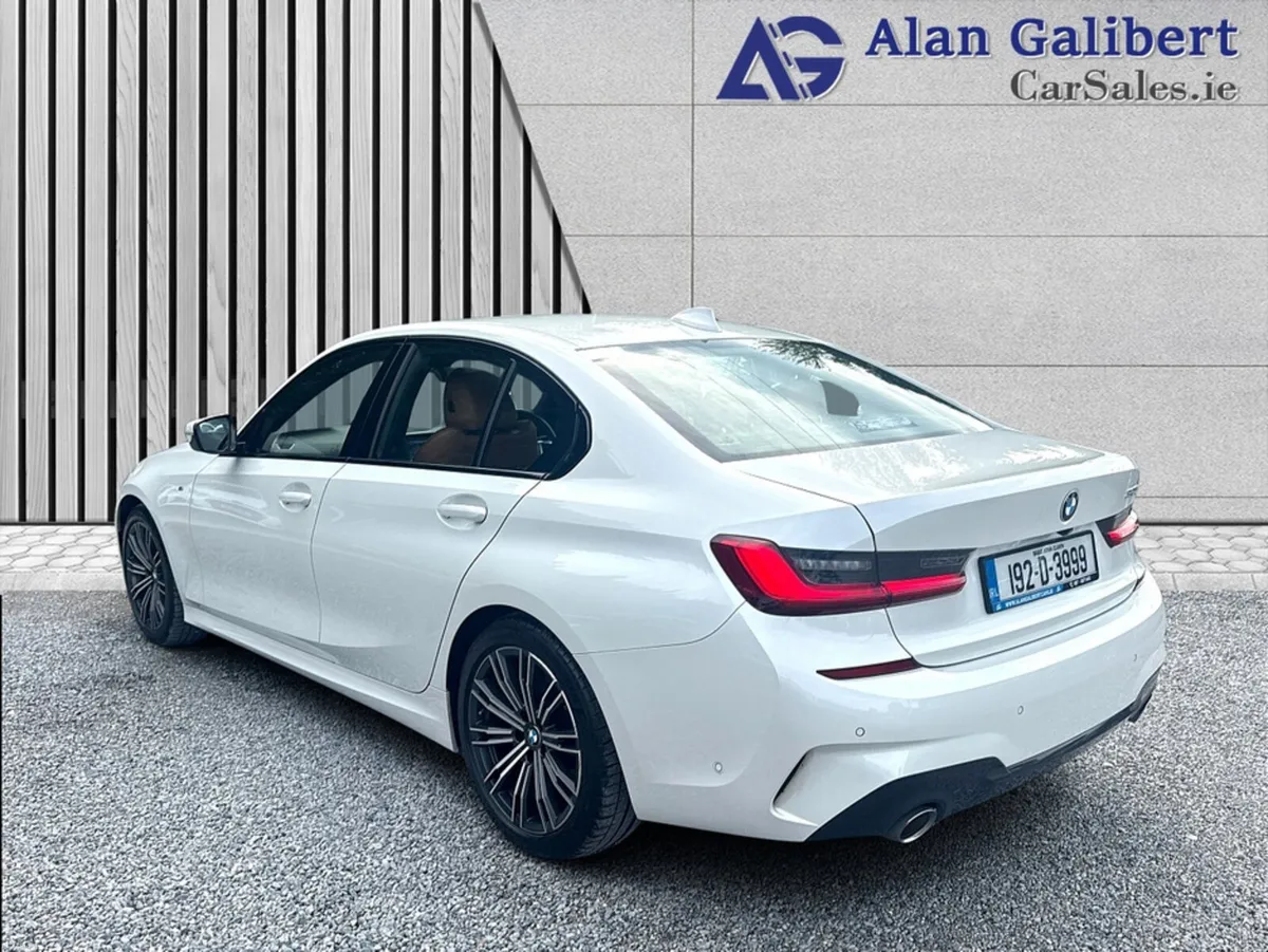 BMW 3-Series 320I M SPORT AUTO HARMAN KARDON & SUN - Image 2