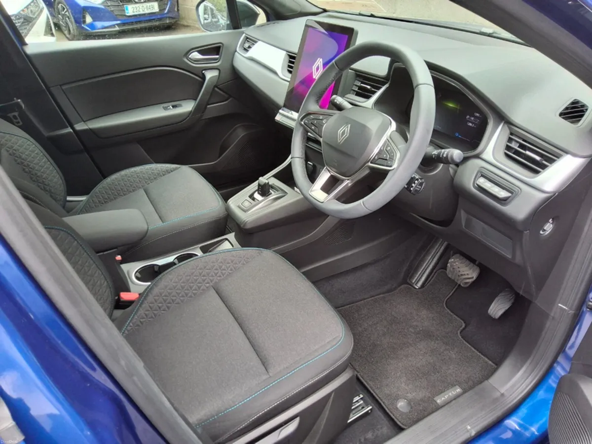 Renault Captur EVOLUTION E-TECH HYBRID - Image 5