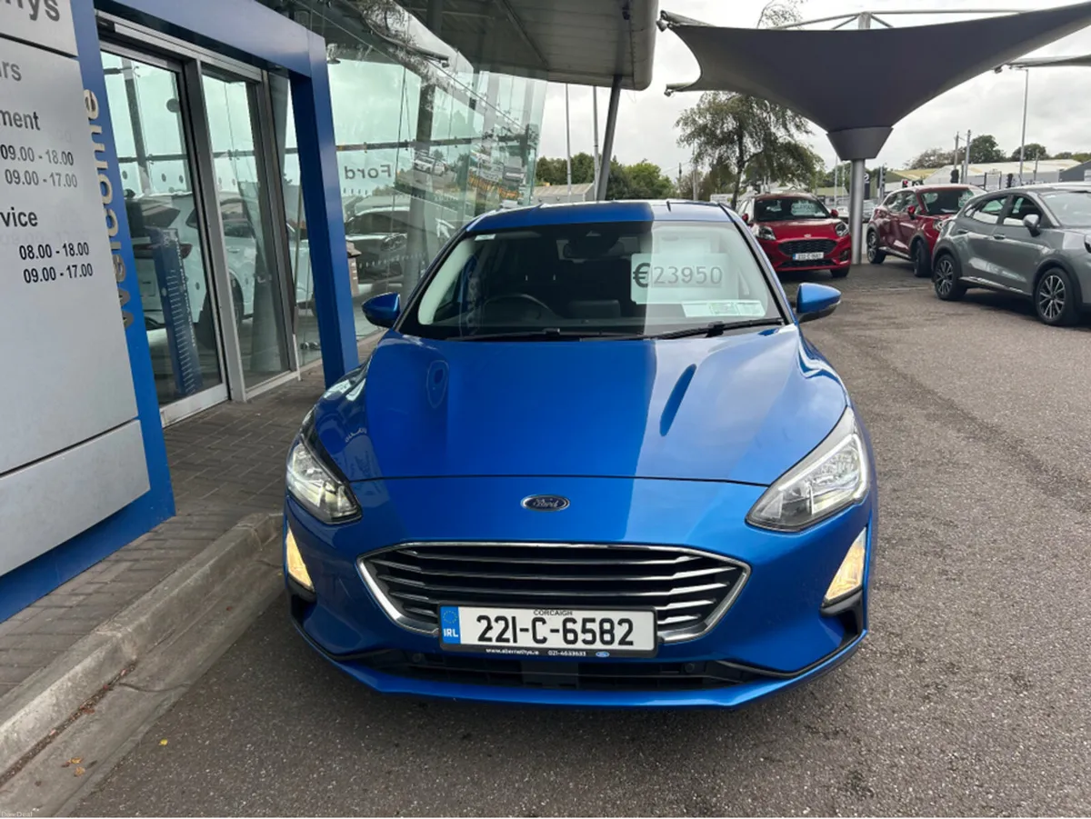 Ford Focus TITANIUM EDITION 5DR 1.0T125 MHEV - Image 6