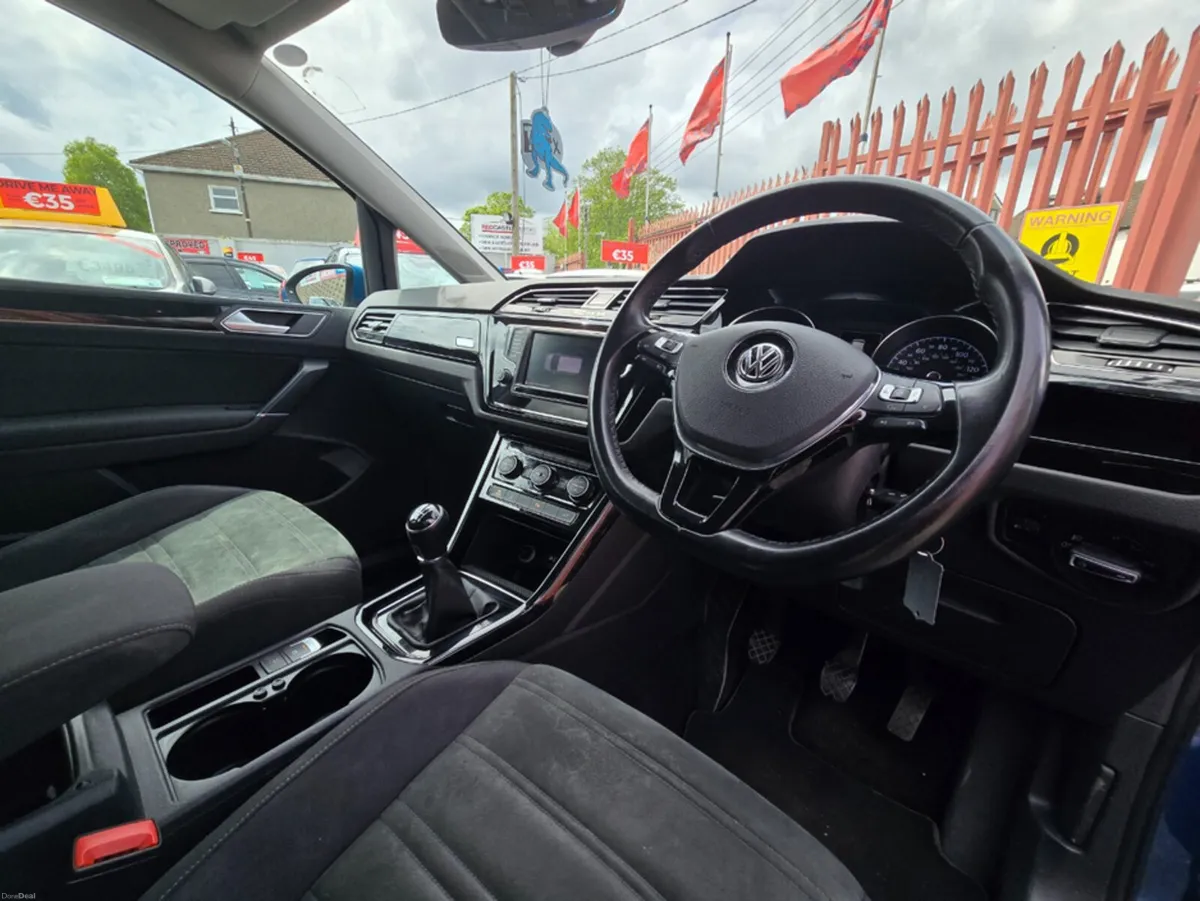 Volkswagen Touran 2.0 TDI SEL 150PS 7SEATS 5DR (NC - Image 5