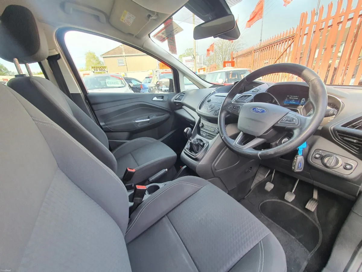 Ford C-Max ZETEC C MAX 1.5 TDCI 95PS 5 SEAT M6 4DR - Image 5