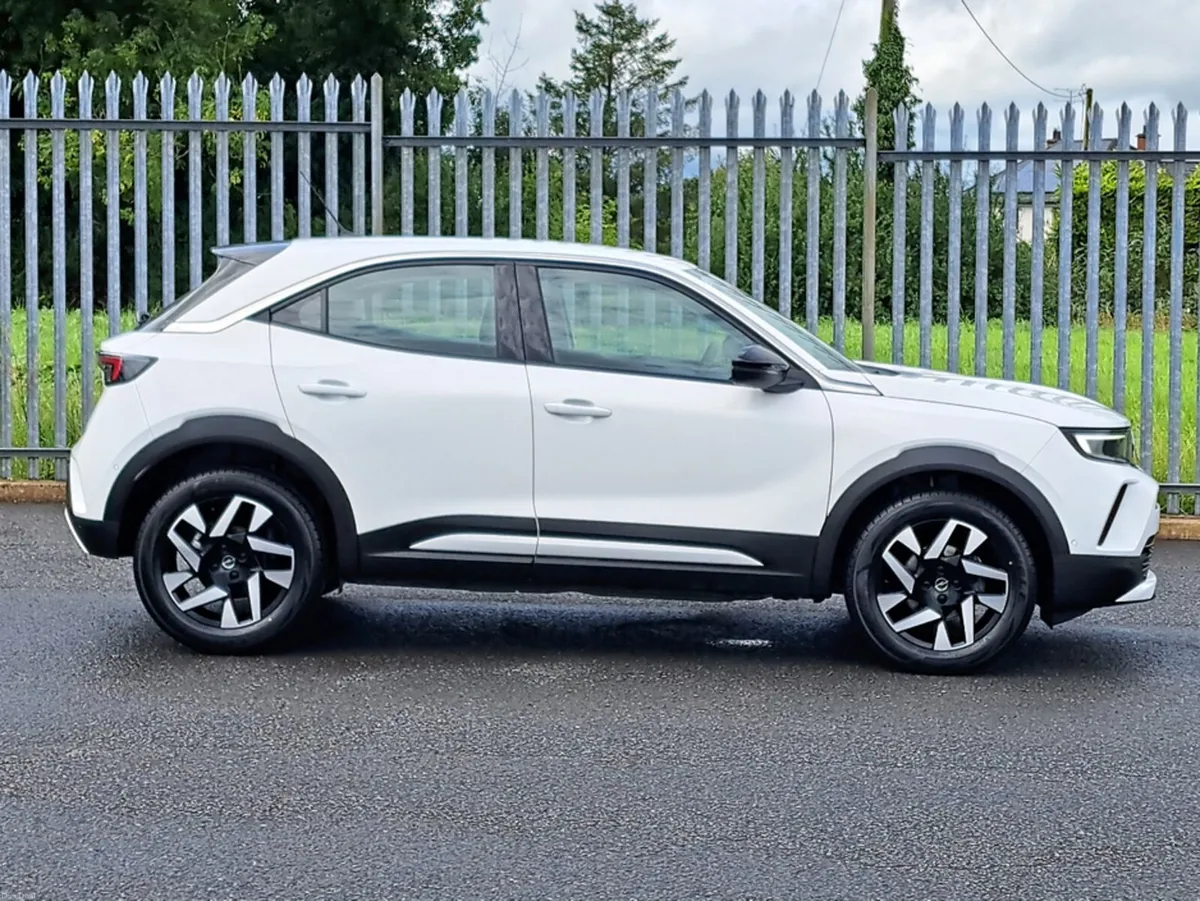 Opel Mokka ELEGANCE 1.2TURBO 100BHP - Image 2