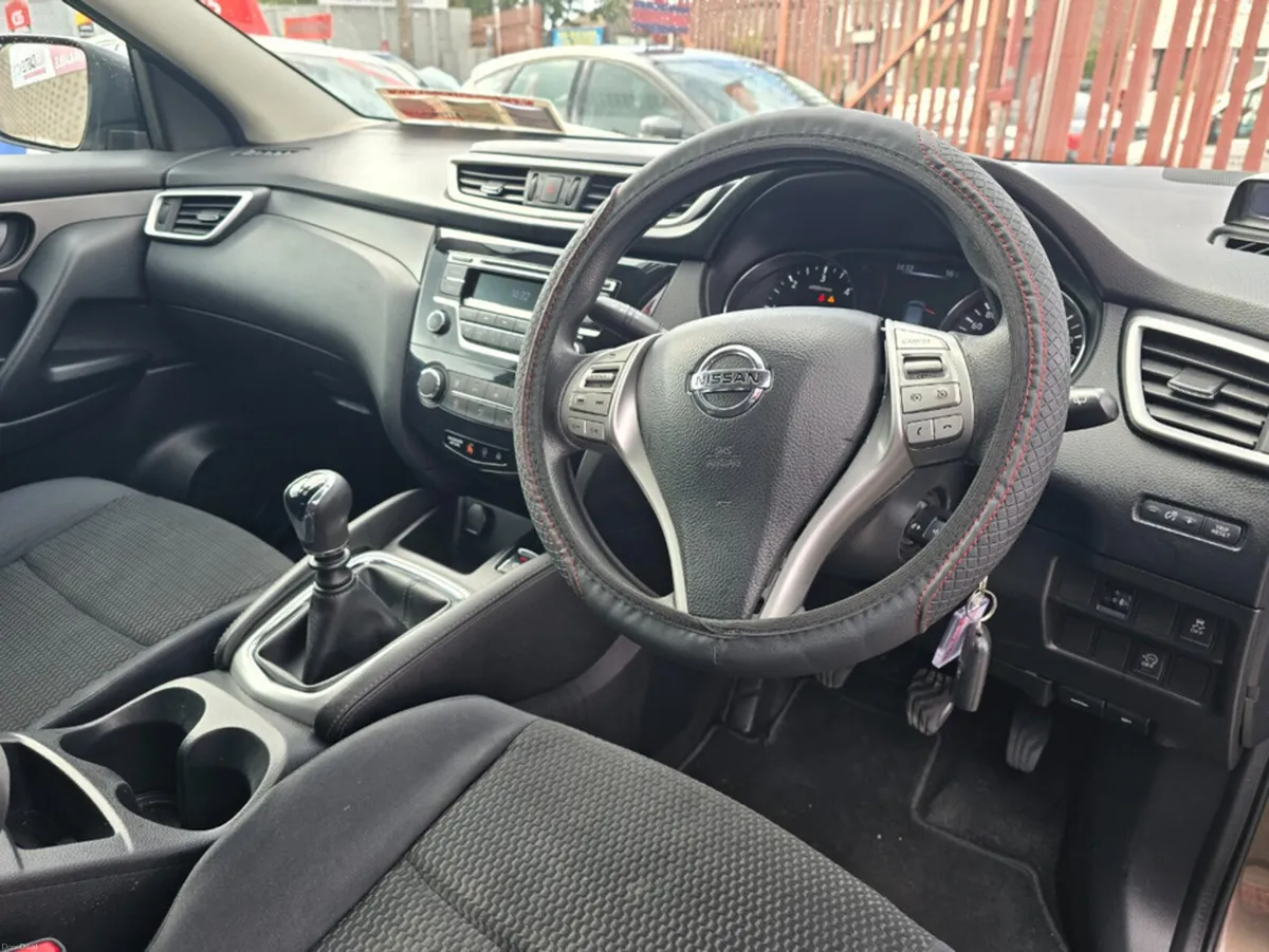 Nissan Qashqai 1.5 DSL XE 4DR - Image 5